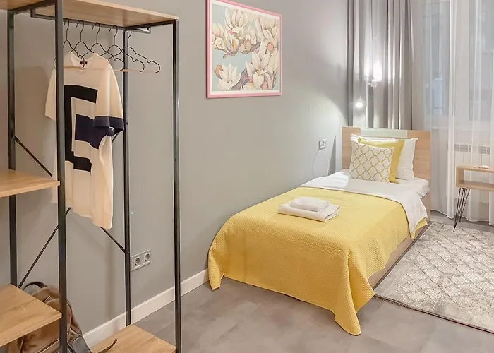 Stylish City Center Apartment By Ndk