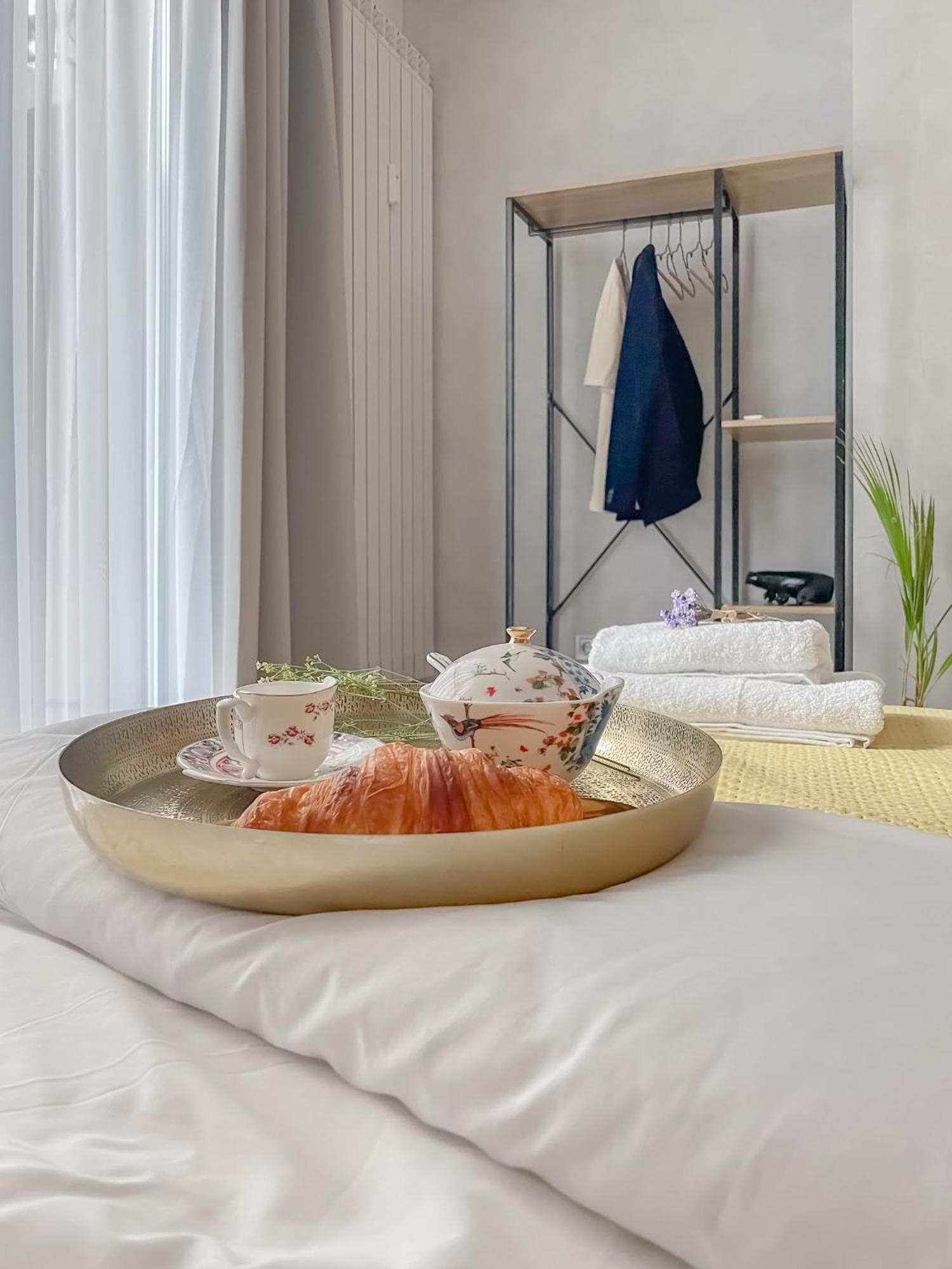 Stylish Center By Ndk Apartment *